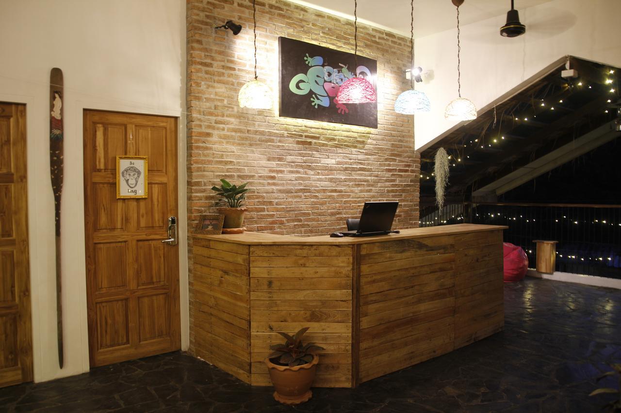 Gecko Republic Jungle Hostel Koh Tao Exterior photo